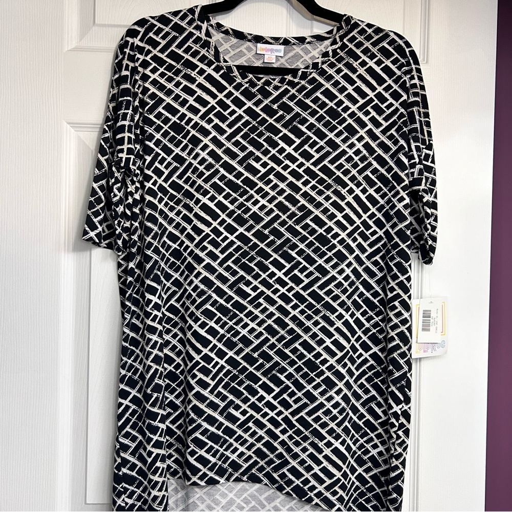 LuLaRoe Irma Top